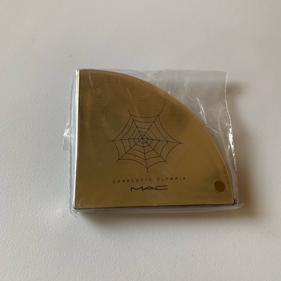 MAC Charlotte Olympia Lipstick & Mirror Set - Picture 6 of 8